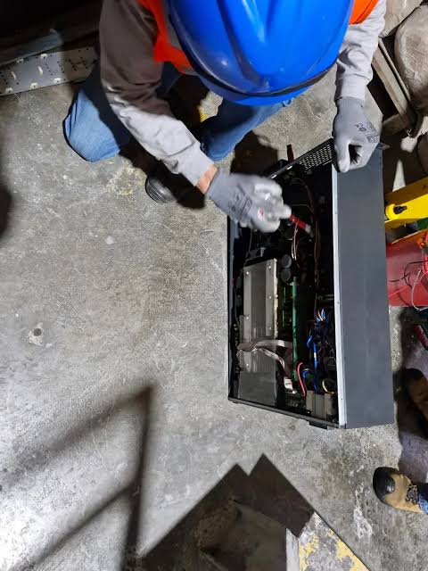 Grupos electrógenos, UPS, transformador y estabilizadores